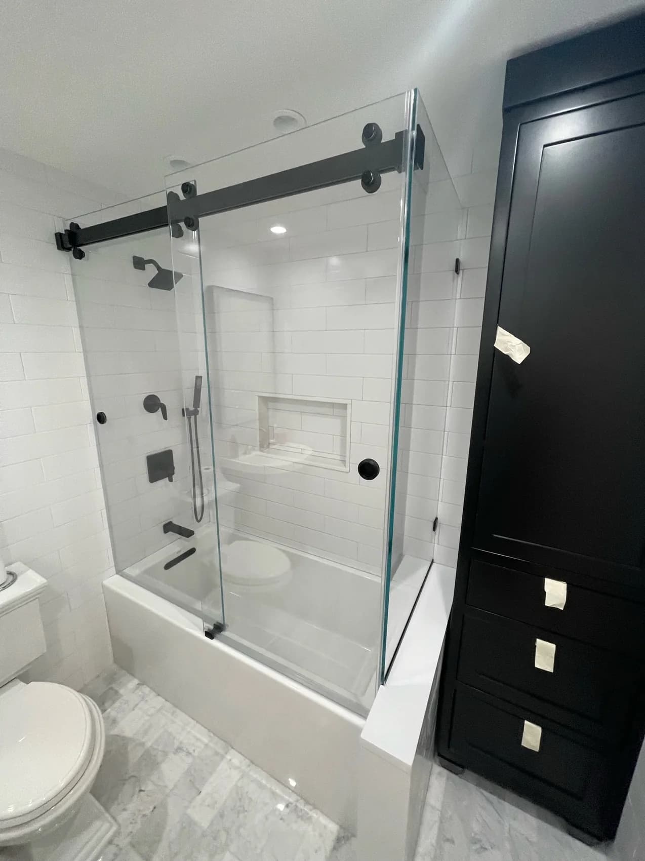 Residential shower glass enclosure
